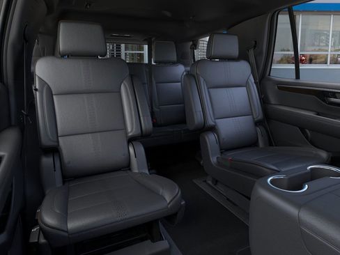 New 2026 Chevrolet Tahoe High Country AWD/4WD image 17
