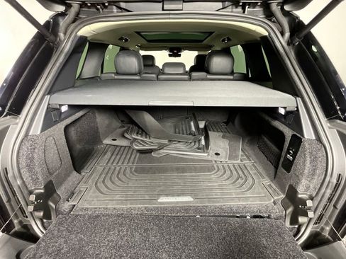 Certified 2023 Land Rover Range Rover SE image 27