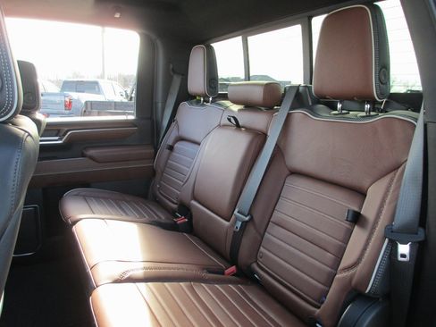 Certified 2025 GMC Sierra 2500 Denali Ultimate image 20