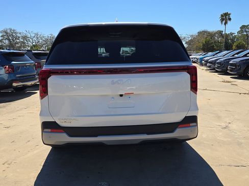 New 2026 Kia Carnival image 7