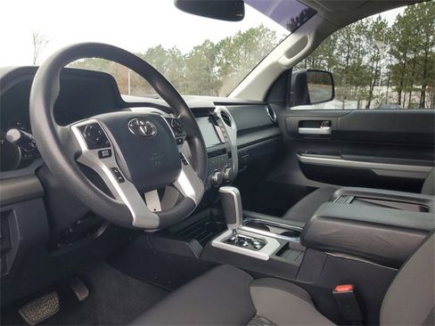 Used 2020 Toyota Tundra SR5 w/ SR5 Upgrade Package image 17