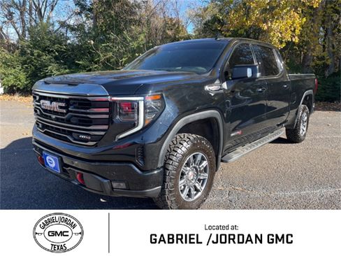 Used 2024 GMC Sierra 1500 AT4 w/ Technology Package image 1