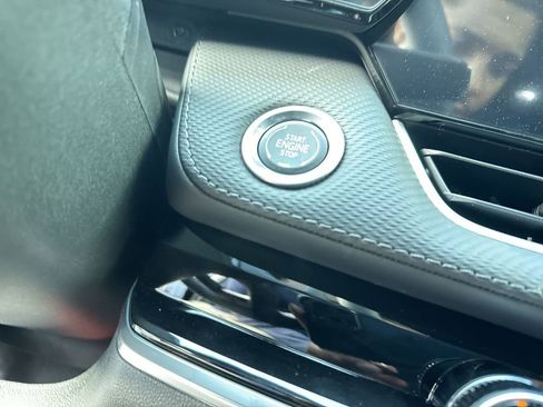 New 2026 Chevrolet Equinox LT image 22