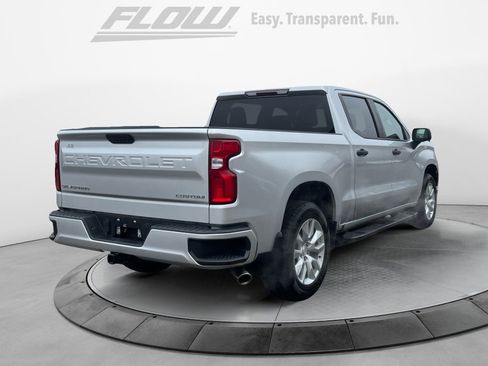Used 2020 Chevrolet Silverado 1500 Custom w/ Custom Value Package image 9