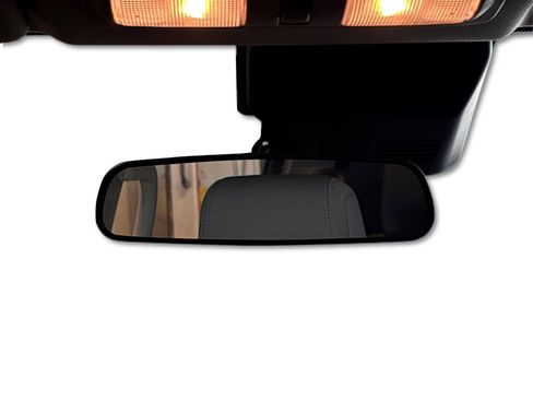 Used 2025 Nissan Frontier SV AWD/4WD image 27