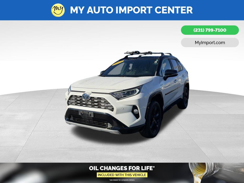 Used 2021 Toyota RAV4 XSE AWD/4WD image 3
