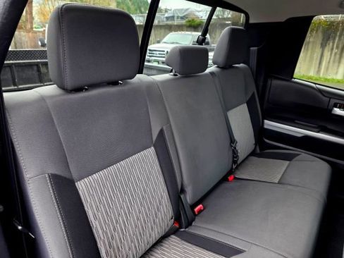Used 2016 Toyota Tundra SR5 image 31