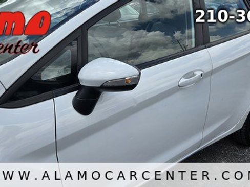 Used 2016 Ford Fiesta SE FWD image 9