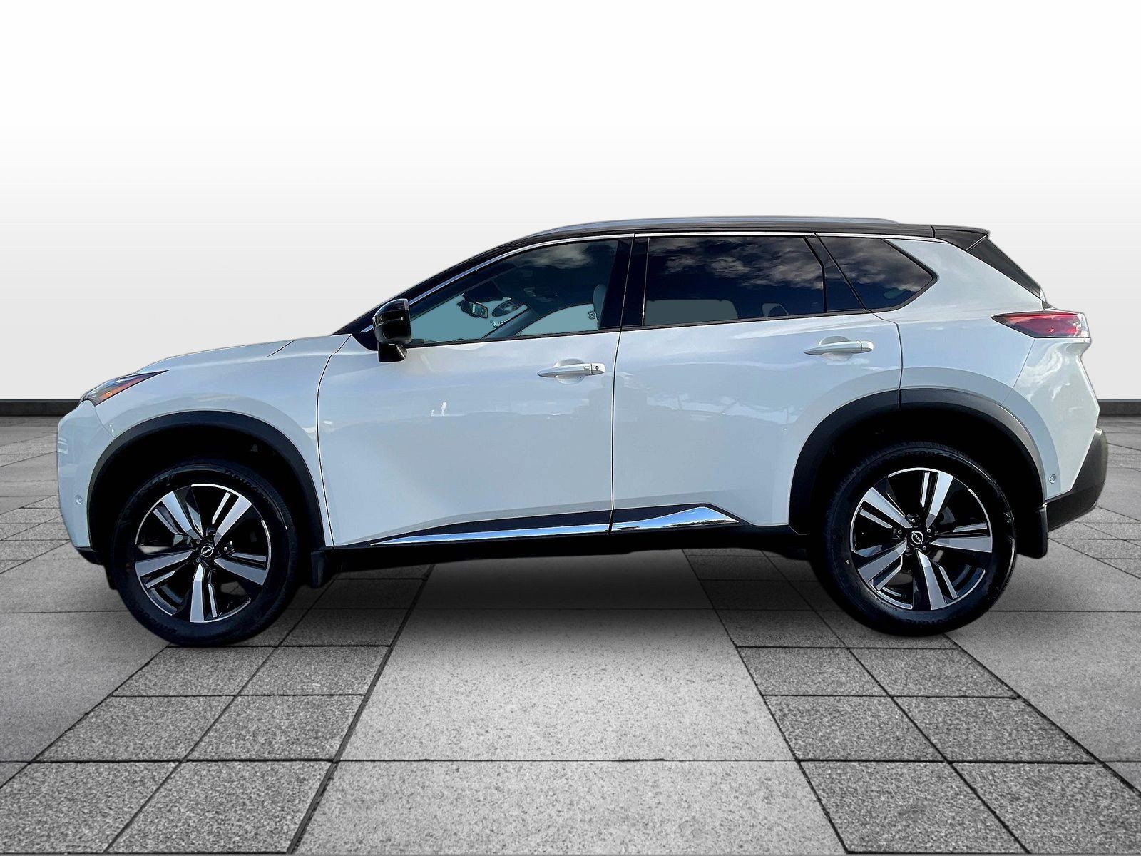 Certified 2023 Nissan Rogue SL w/ SL Premium Package AWD/4WD image 8