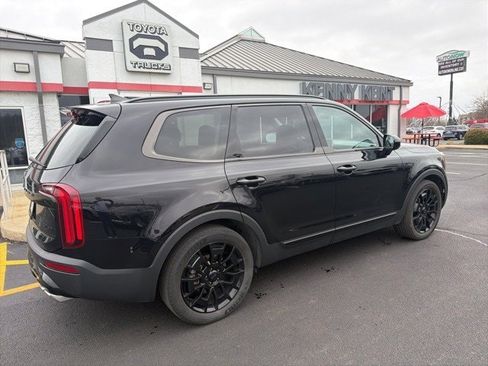 Used 2021 Kia Telluride SX w/ SX Prestige Package image 15