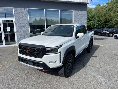 Used 2023 Nissan Frontier PRO-4X w/ Pro-4X Premium Package AWD/4WD image 4