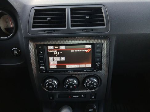 Used 2013 Dodge Challenger R/T RWD image 8