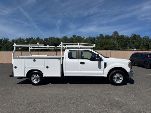 Used 2020 Ford F350 XL w/ Power Equipment Group image 4