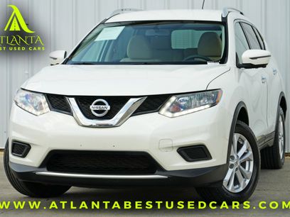 Used 2016 Nissan Rogue SV w/ SV Premium Package