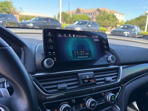 Used 2022 Honda Accord Sport image 13