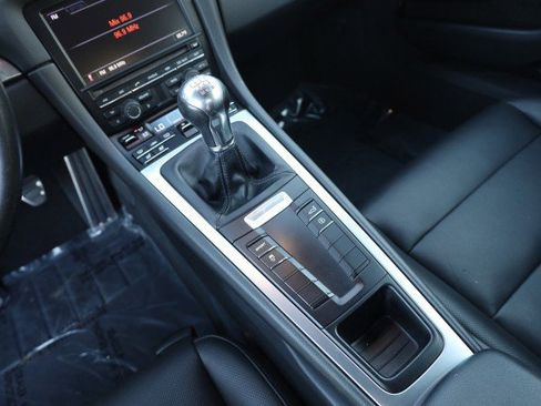 Used 2015 Porsche Cayman image 32