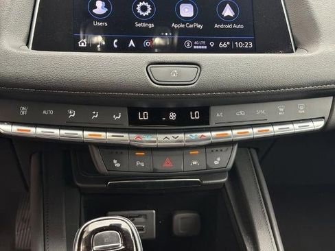 Used 2023 Cadillac XT4 Premium Luxury w/ Cold Weather Package FWD image 31