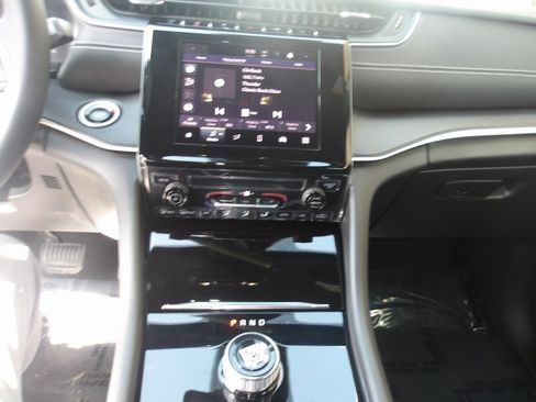 New 2025 Jeep Grand Cherokee L Laredo w/ Trailer Tow Package image 14