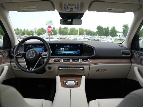 Used 2026 Mercedes-Benz GLE 350 4MATIC image 19