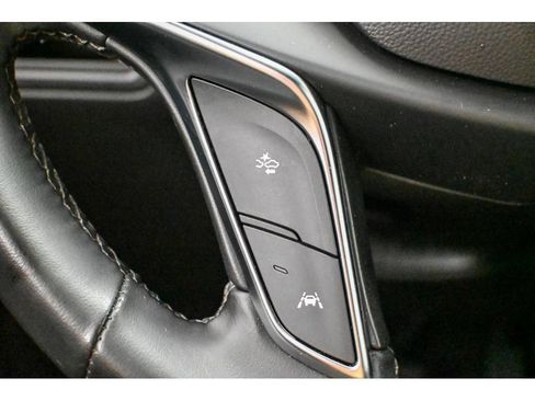 Used 2024 Cadillac XT5 Luxury FWD image 40