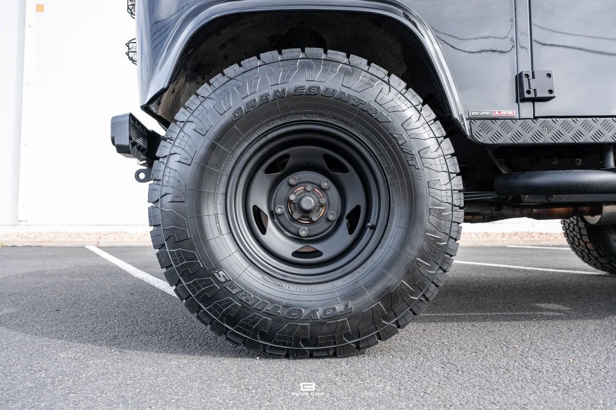 Used 1997 Land Rover Defender 90 AWD/4WD image 5