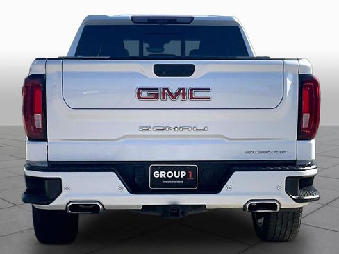 Used 2025 GMC Sierra 1500 Denali w/ Technology Package AWD/4WD image 5