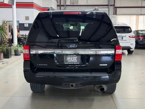 Used 2017 Ford Expedition Limited w/ Equipment Group 301A AWD/4WD image 3