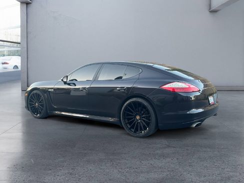 Used 2012 Porsche Panamera 2 image 3