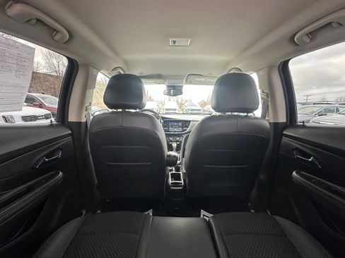 Used 2022 Buick Encore Preferred w/ Safety Package image 12