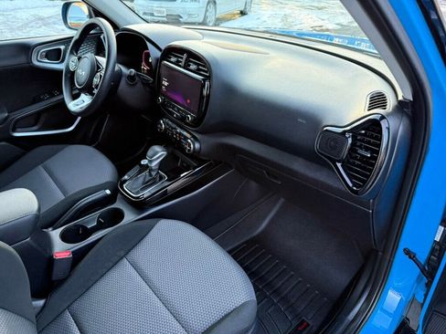 Used 2023 Kia Soul S image 44