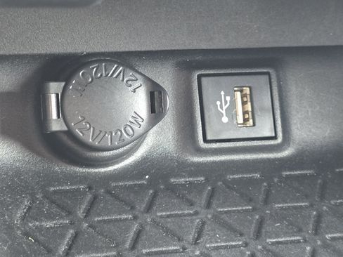 Certified 2023 Toyota RAV4 LE AWD/4WD image 27