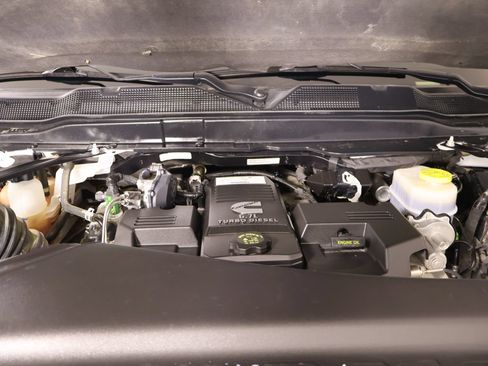 Used 2024 RAM 2500 Big Horn w/ Off Road Package AWD/4WD image 18