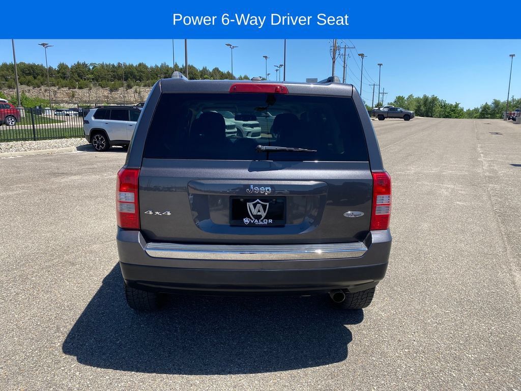 Used 2017 Jeep Patriot High Altitude AWD/4WD image 5