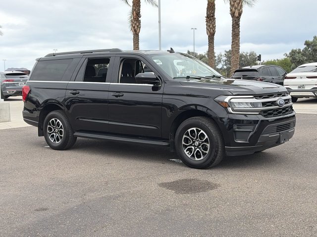 Used 2024 Ford Expedition Max XL AWD/4WD image 3