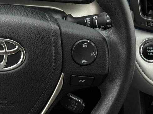 Used 2015 Toyota RAV4 Limited w/ Technology Package FWD image 15