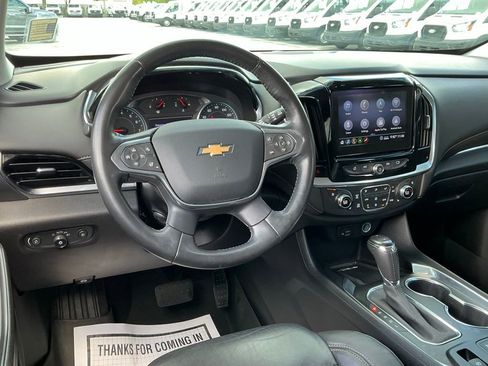 Used 2020 Chevrolet Traverse Premier FWD image 28