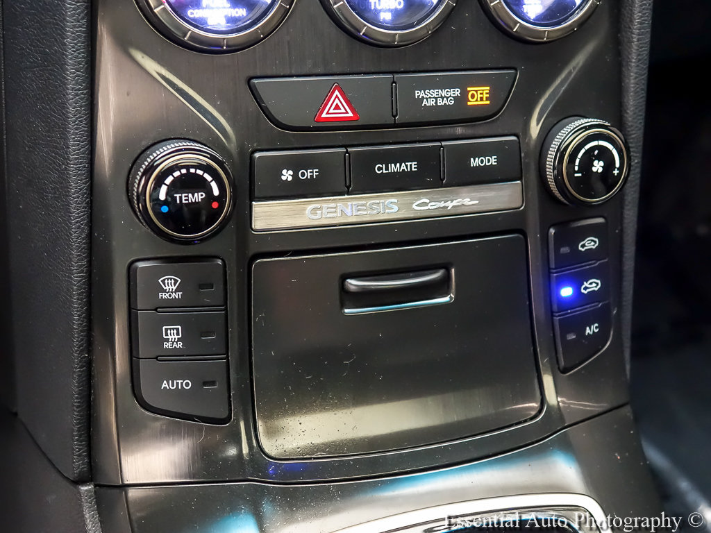 Used 2014 Hyundai Genesis 2.0T RWD image 19