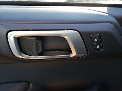 New 2025 Ford Bronco Outer Banks w/ Sasquatch Package image 18