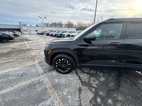 Used 2023 Chevrolet TrailBlazer LT w/ Convenience Package image 34