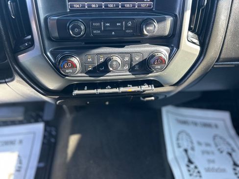 Used 2018 Chevrolet Silverado 1500 LT w/ Midnight Edition AWD/4WD image 14