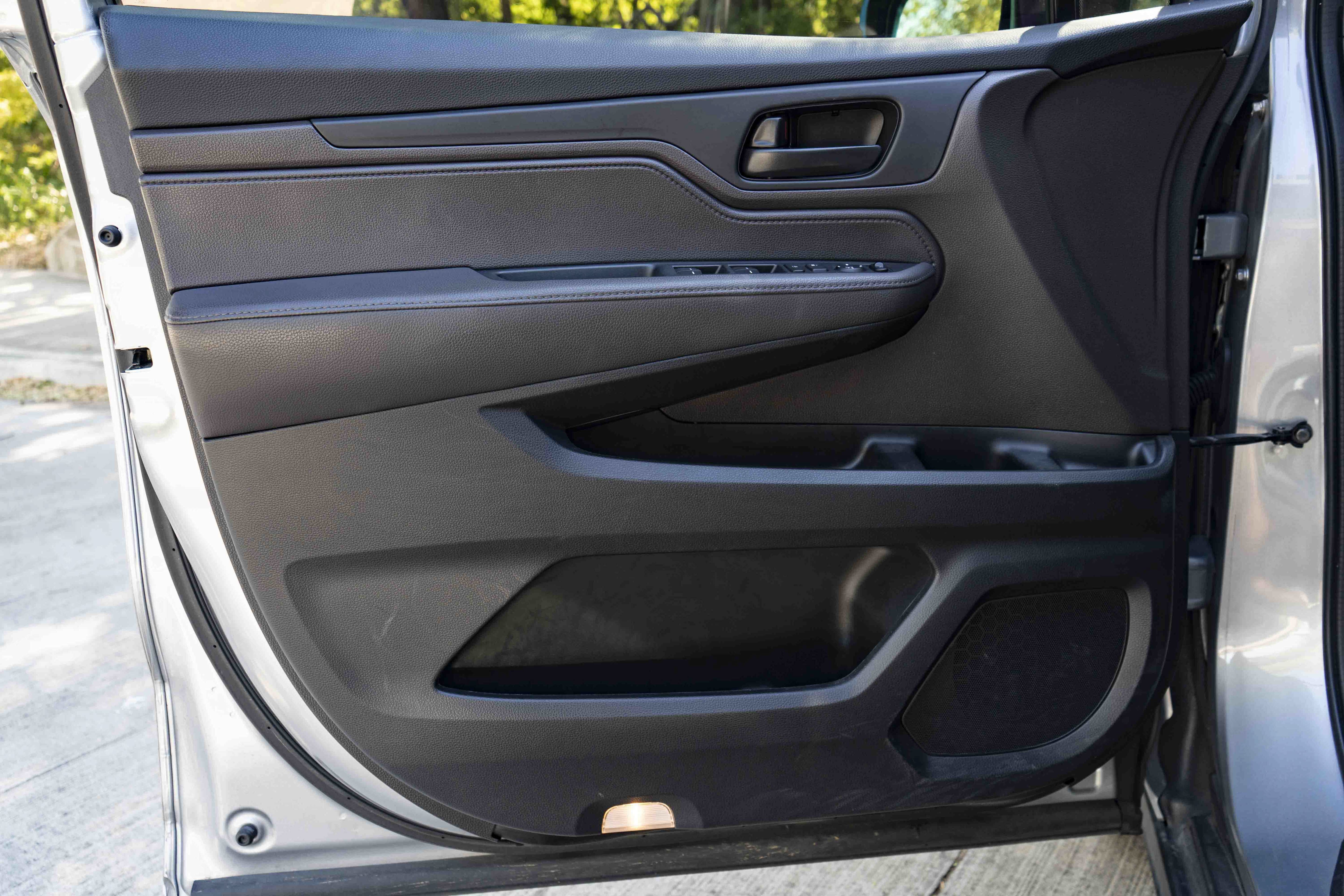 Used 2018 Honda Odyssey EX image 34