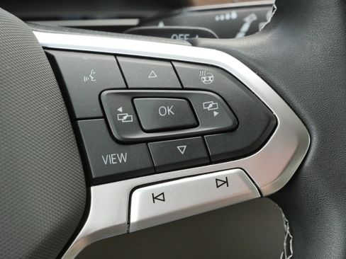 Certified 2025 Volkswagen Atlas SE AWD/4WD image 31