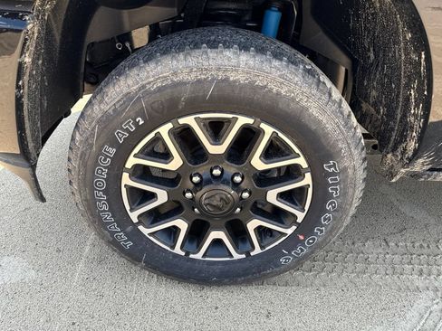 New 2026 RAM 2500 Limited AWD/4WD image 9