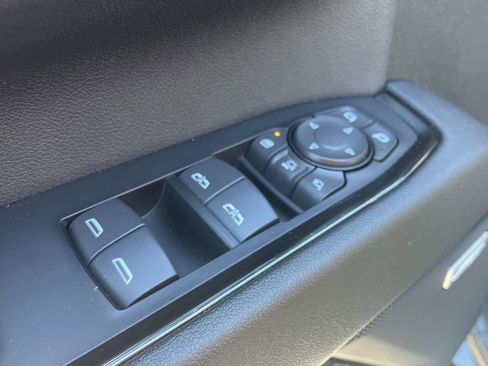 Used 2024 GMC Sierra 2500 AT4 w/ AT4 Premium Plus Package image 17