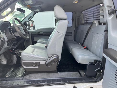 Used 2016 Ford F250 XL w/ Power Equipment Group image 8