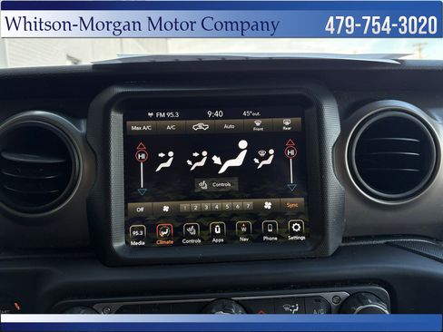 Used 2021 Jeep Gladiator Sport image 28