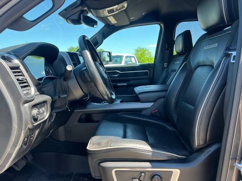 Used 2021 RAM 1500 Laramie w/ Sport Appearance Package AWD/4WD image 4