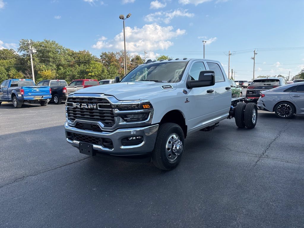 New 2026 RAM 3500 Tradesman w/ Chrome Appearance Group AWD/4WD image 4