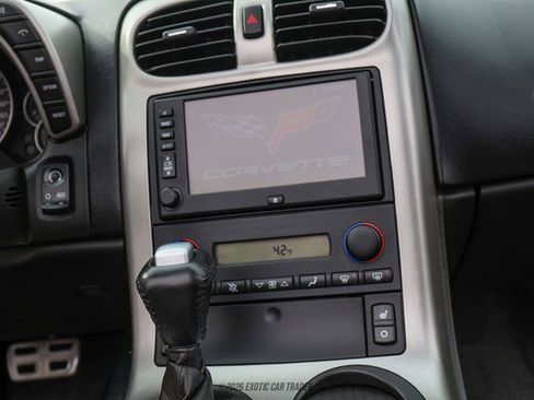 Used 2005 Chevrolet Corvette Convertible w/ Preferred Equipment Group image 61