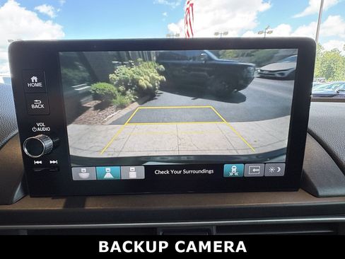Used 2024 Honda Pilot EX-L image 18